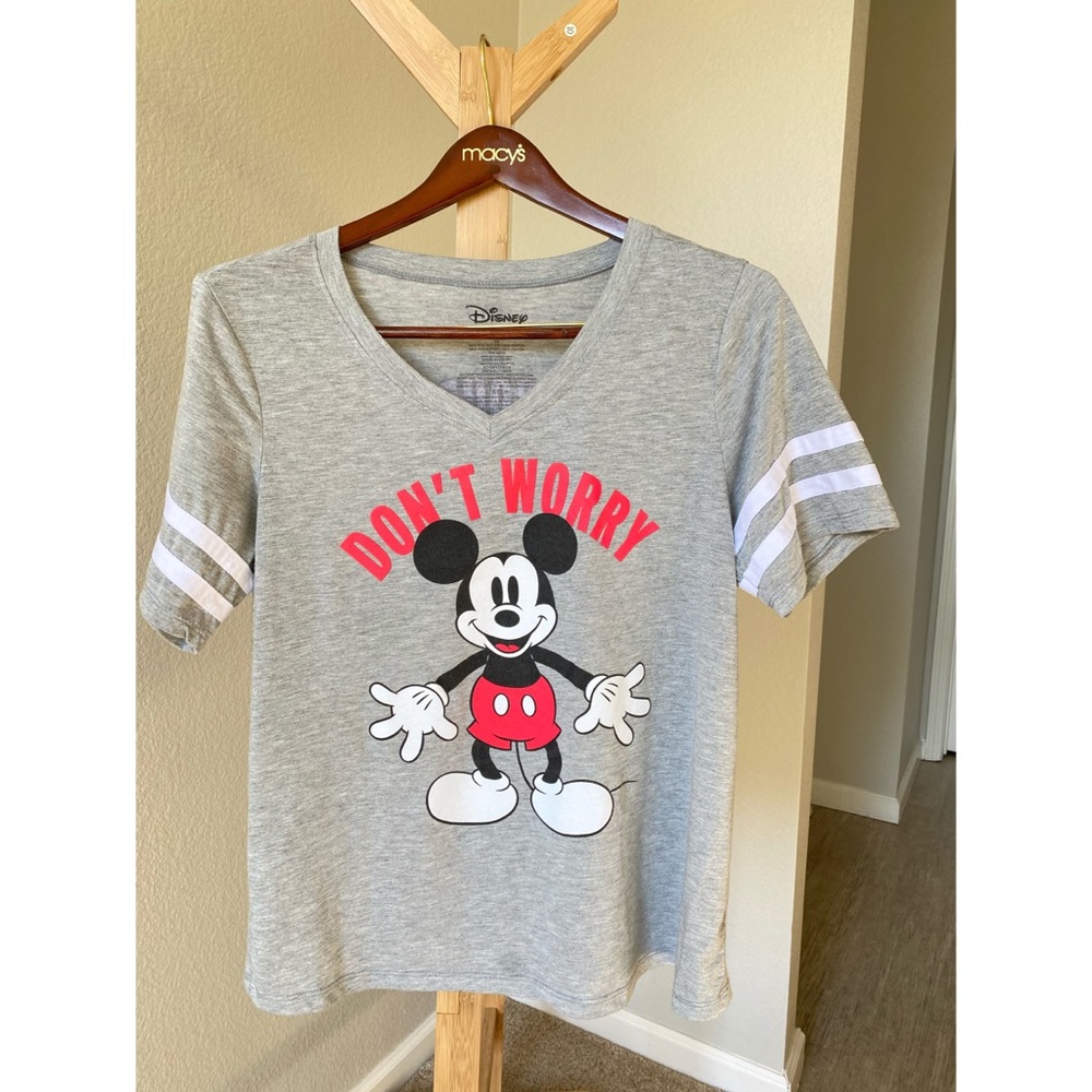 Women's Disney T-Shirt V-Neckline Size 1X